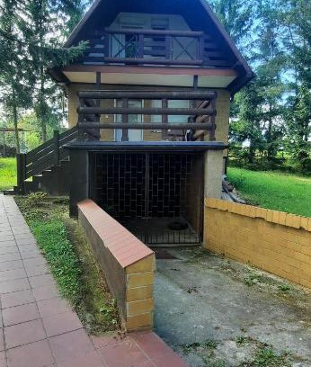 Stare Juchy House | Discover Domek Letniskowy: Pet-Friendly Retreat with Ocean View