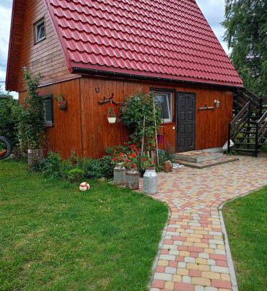 Goniadz House | Inviting Domek Letniskowy Near Majowe Mountains for Families