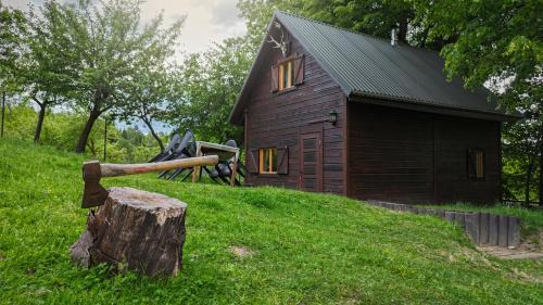 Ujsoy Ski Chalet | Mountain Retreat with Pet-Friendly Amenities - Guest Rated 9.7