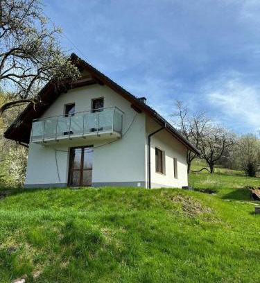 Wisla House | Discover Domek na Skarpie: Family-Friendly & Pet Welcoming
