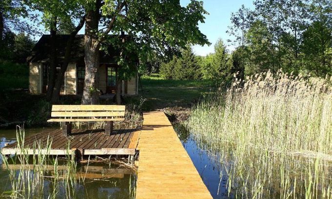 Miłki Cabin | Relaxing Domek na Skraju Wsi with Private Beach Access