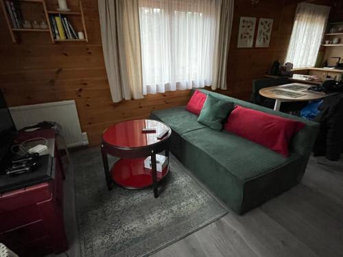 Gietrzwald House | Idyllic Domek nad jeziorem Guzowy Piec - 4-Star Retreat