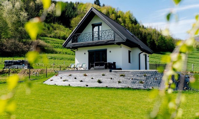 Polany House | Premier Family Retreat at Domek pod Nowiną - 10/10 Rating
