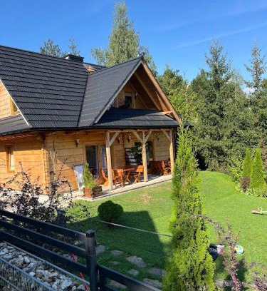 Lapsze Nizne House | Scenic Domek w Borowikowym Zaciszu with Oceanfront Views