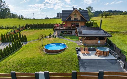 Nowy Targ Cabin | DeLuxe Mountain Retreat with Spa, Hot Tub & Pool