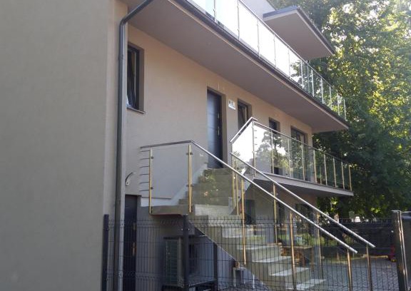 Hel Apartment | Family-Friendly Domek w Parku: 4-Star Guest Rated Getaway