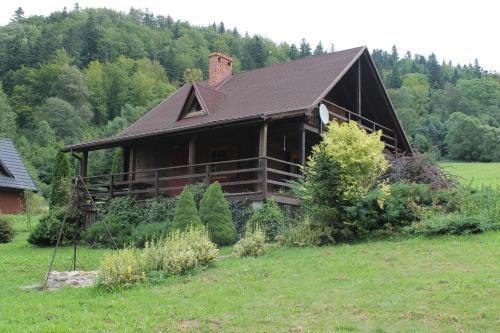 Baligrod House | Pet-Friendly Domek Wypoczynkowy OSTOJA - Guest Rated 9.8