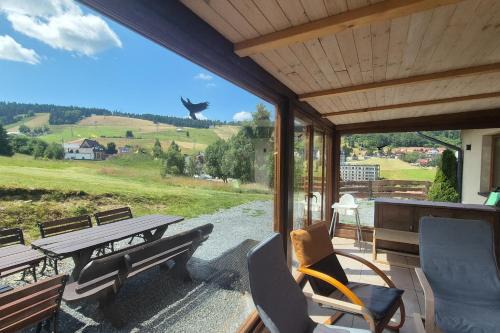 Zieleniec Ski Chalet | Family-Friendly Domek Zieleniec with Kitchen & 9/10 Guest Score