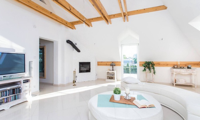 Gdansk Villa | Inviting Villa Retreat: Family-Friendly Stay in Gdansk