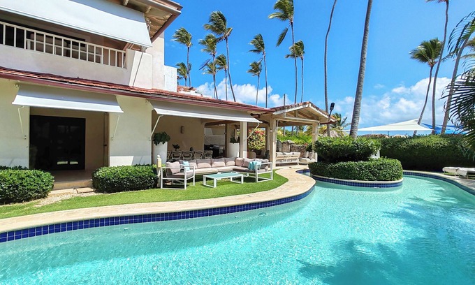 Bavaro Villa | Beachfront Paradise in the Dominican Republic for Your Party