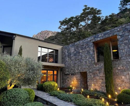 Corte Hotel | Oceanfront Escape at Dominique Colonna - Rated 9/10