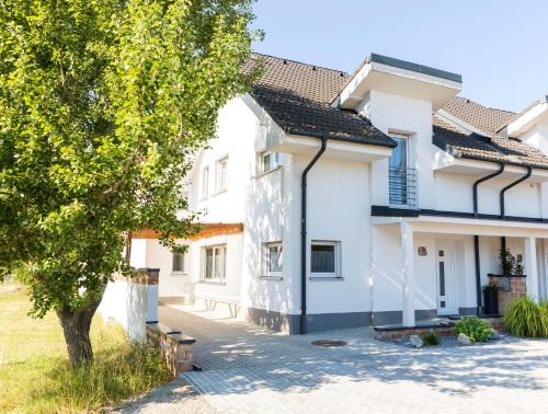 Illmitz House | Experience Domizil Illmitz: Oceanfront Retreat with Top Ratings