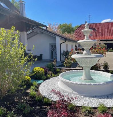 Villingen-Schwenningen Apartment | Pet-Friendly Oceanfront Retreat at Domizil Kolonial
