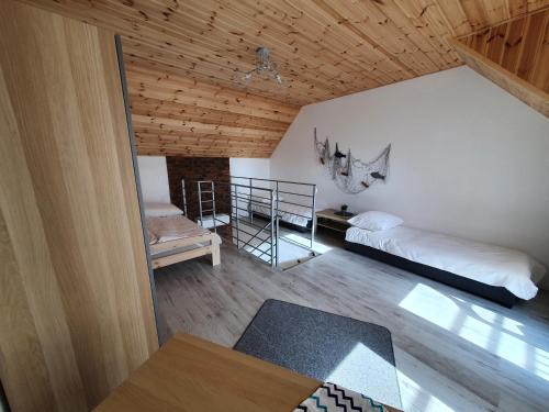 Wladyslawowo Cabin | Family-Friendly Retreat at Domki Apartamentowe 3Fale