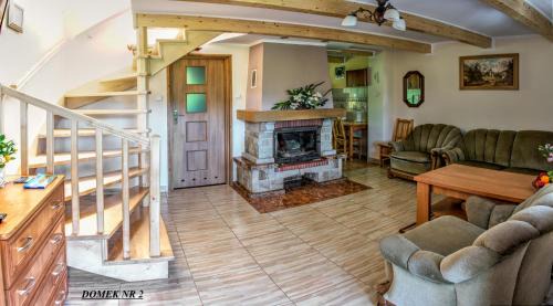 Lesko Cabin | Family-Friendly Getaway at Domki i Pokoje u Borsa