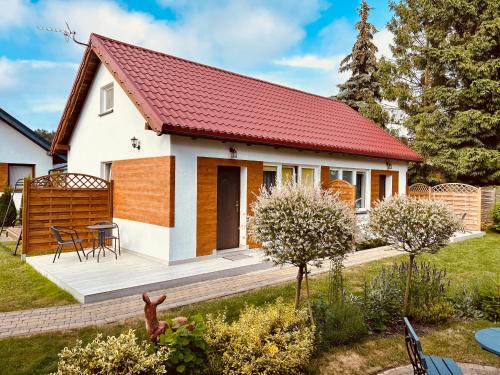 Mikoszewo Apartment | Family-Friendly Retreat at Domki MIKO - Rated 9/10