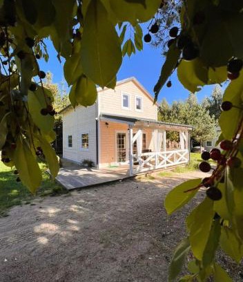 Nowa Karczma House | Experience Unmatched Comfort at Domki na Kaszubach u Madzi