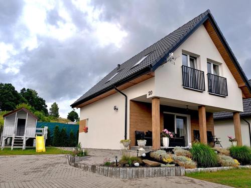 Ladek-Zdroj Apartment | Pet-Friendly Retreat at Noclegi na Słonecznym Wzgórzu