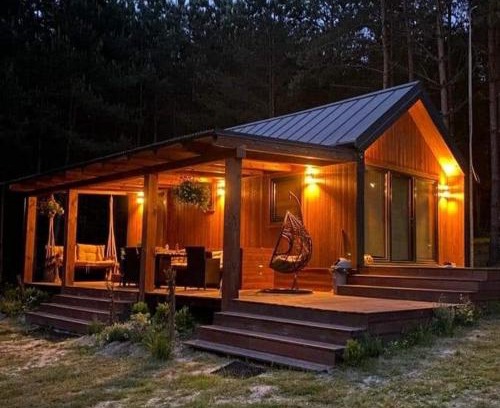 Adamow House | Guest Rated 10/10: Domki nad zalewem in Jacni