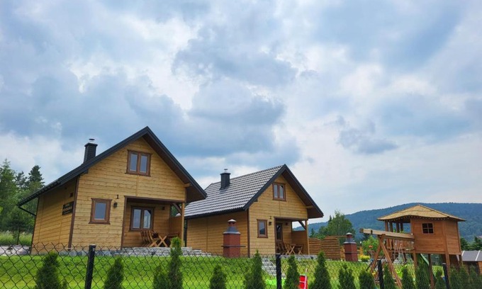 Wysowa-Zdroj House | Exceptional Domki Pod Beskidem: Family-Friendly Retreat