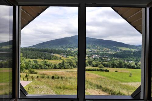 Mszana Dolna House | Unforgettable Stays at Domki pod Groniem - 10/10 Rated