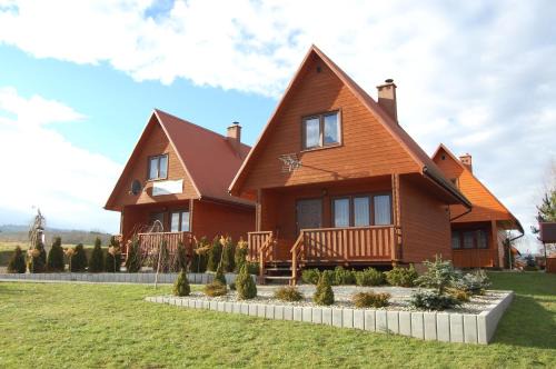 Srednia Wies House | Pet-Friendly Retreat at Domki Słoneczne Wzgórze - 9.6/10