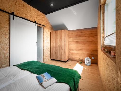 Rozewie Apartment | Pet-Friendly Retreat: Sosnowa Przystań in Rozewie