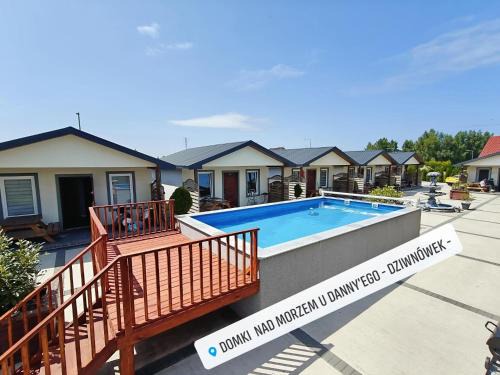 Kamien Pomorski House | Discover Domki u Danny’ego: Pet-Friendly Retreat with Pool