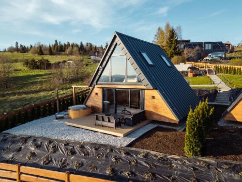 Istebna House | Experience Domki Widokówki: 4-Star Stay with Hot Tub