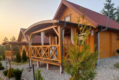 Ryn House | Pet-Friendly Retreat at Domki z bali u Ireny Mazury