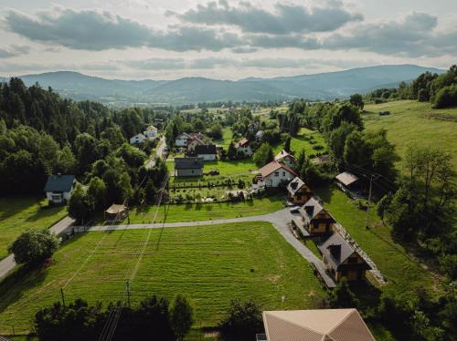 Milowka Ski Chalet | Family-Friendly Escapes at Domki Na Szlaku - 9.6 Rated!