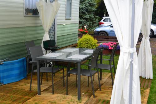 Mikoszewo House | Ocean View Retreat: Domki Zacisze Mikoszewo Awaits You