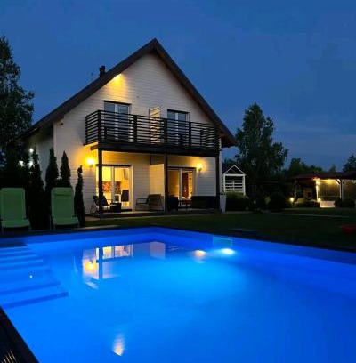 Rewal Cabin | Discover Domki Zielona Polana: Pet-Friendly Retreat