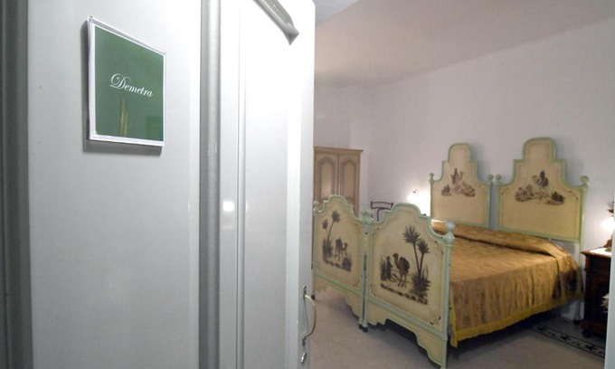 Nuoro House | Ideal Retreat at Domo Peonia Bianca: Family & Pet Friendly