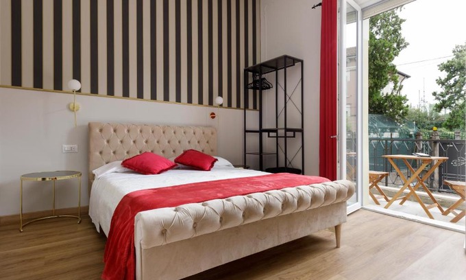 Cittadella House | Unforgettable Stays at Domus 44 Rooms - Guest Rated 10/10