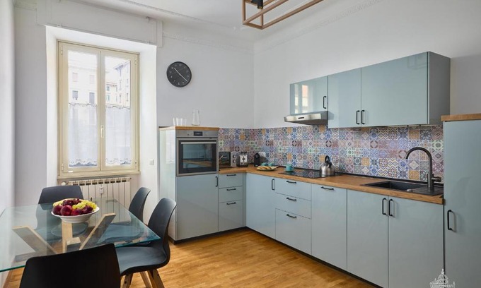 Rione XIV Borgo Apartment | Discover Domus Alberico 11: Top-Rated Hotel near Vatican