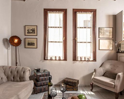 Naxos Apartment | Discover Domus Castrum: Top-Rated with Hot Tub & Breakfast