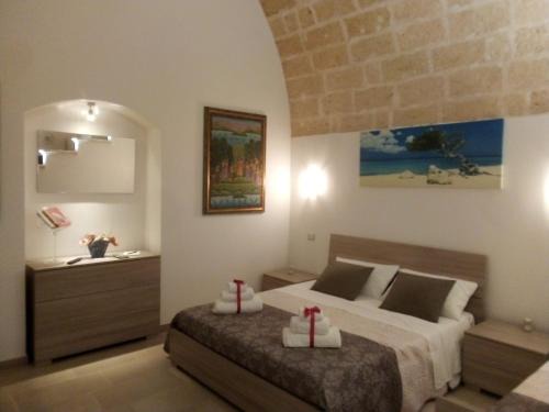 Ginosa Bed & Breakfast | Welcoming Domus del Borgo Antico: Family-Friendly Stay