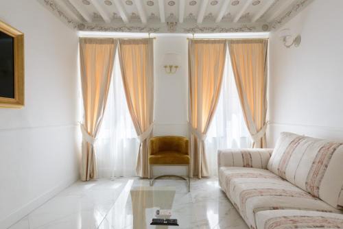 Siena Historical Center Apartment | Discover Domus Nannini SPA with Top Amenities & 9.4 Rating