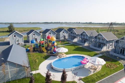Sztutowo Resort | Discover DOMY MARINA VILLAGE: Oceanfront Paradise Awaiting