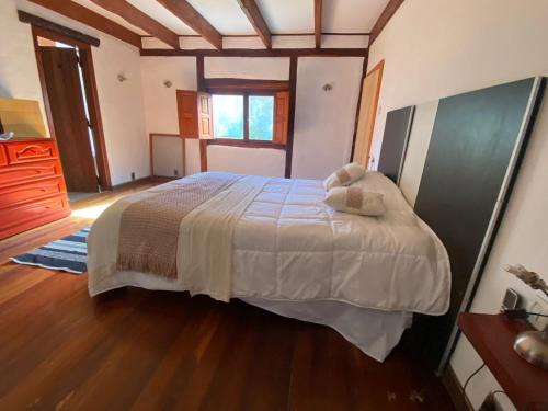 Castelli House | Discover Don Feliciano Lodge: Unique Countryside Retreat