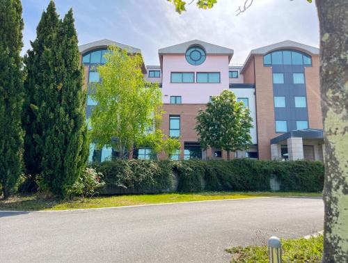Campobasso Hotel | Pet-Friendly Getaway at Don Guglielmo Hotel & Spa
