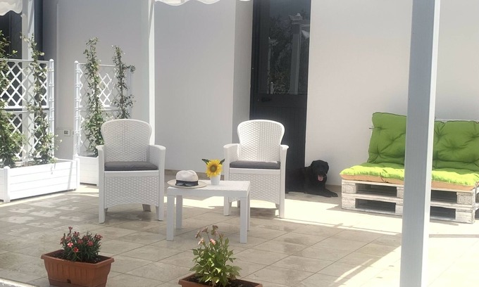 San Foca Apartment | Don Peppino Apartment: Oceanfront Retreat with Breakfast