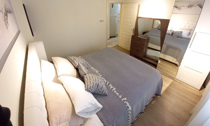 Bakırkoy Apartment | Don't Miss It! Seaside! Bakirkoy!