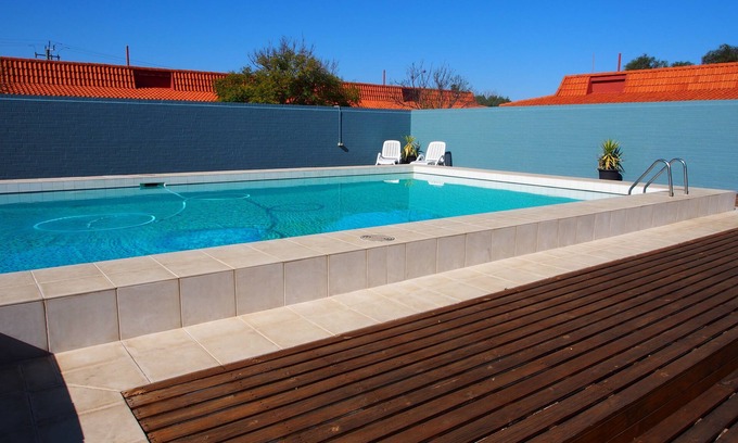 Dongara Hotel | Relax at Dongara Hotel Motel with Pool & Family-Friendly Perks