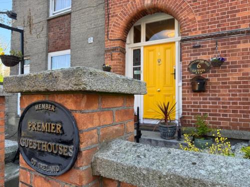 Donnybrook House | Discover Donnybrook Hall: Guest Rated 9/10 Stay