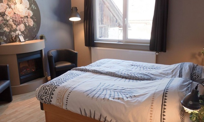 Seeboden Bed & Breakfast | Comfortable Double Room at Pension Kärnten with Ocean Views