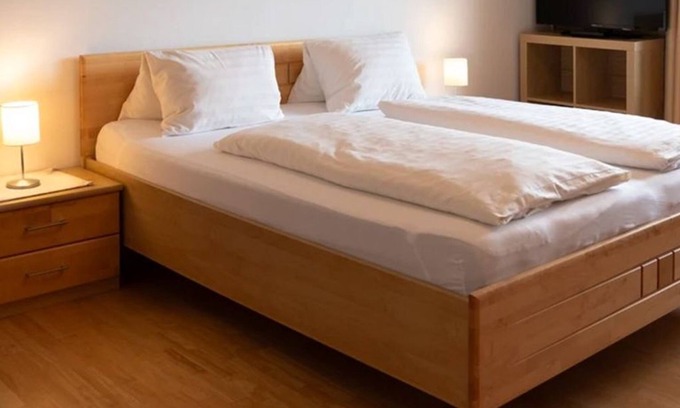 Loibichl Apartment | Oceanfront Doppelzimmer 5 at Pension Marx zu Mayerhof