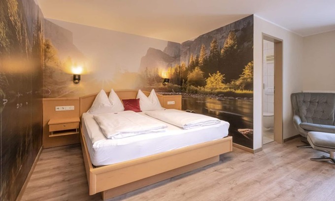 Achenkirch Apartment | Relaxing Balcony Room at S'acherl with Spa & Breakfast