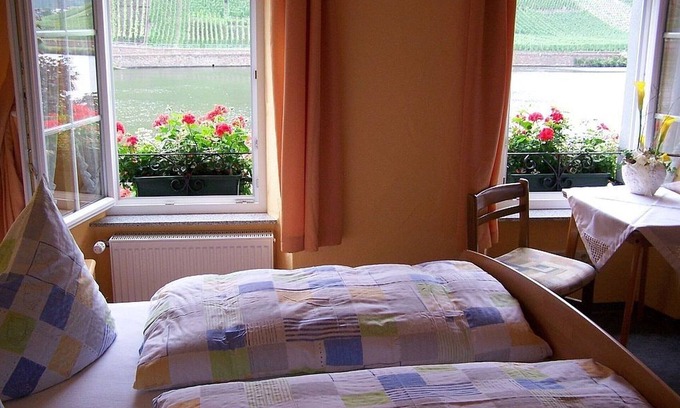 Briedern Apartment | Lake View Doppelzimmer: Guest Rated 10/10 with Breakfast